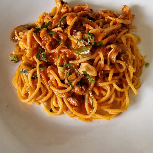 Tagliolini Ai Frutti Di Mare