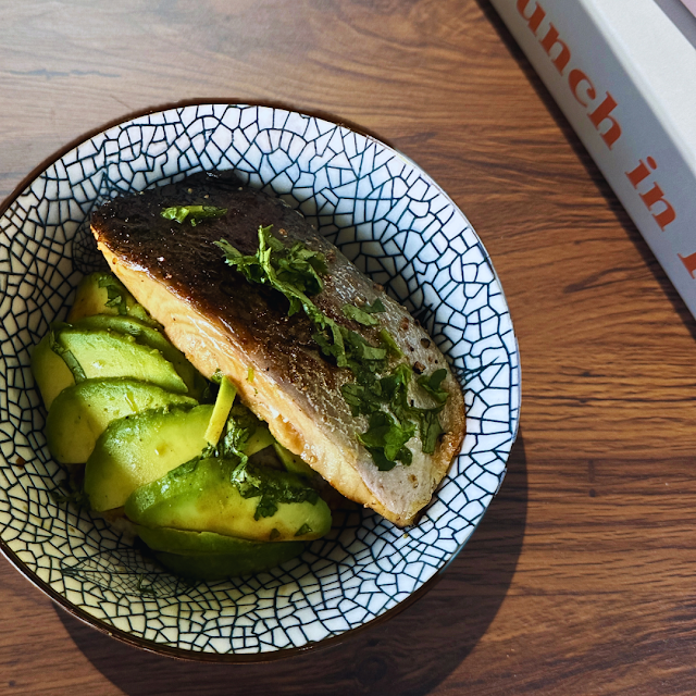 Avocado Salmon Don