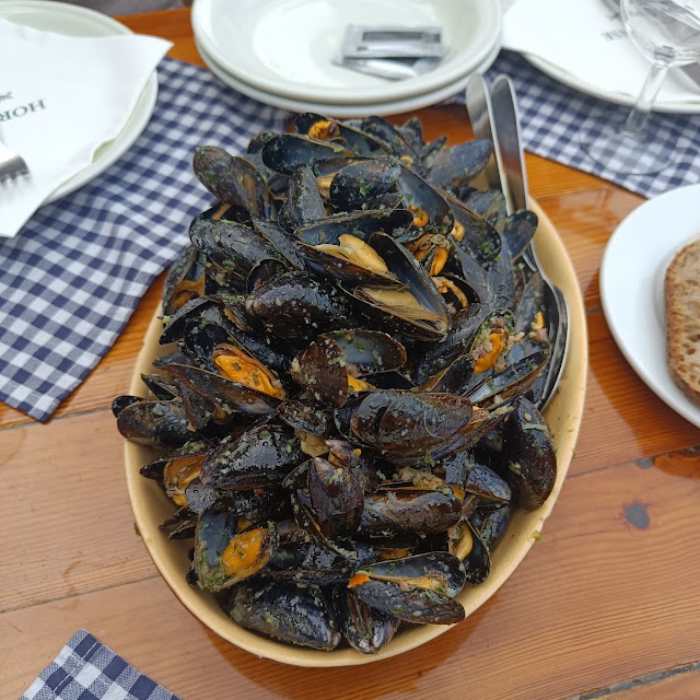 Moules Maison Avec Frites Maison