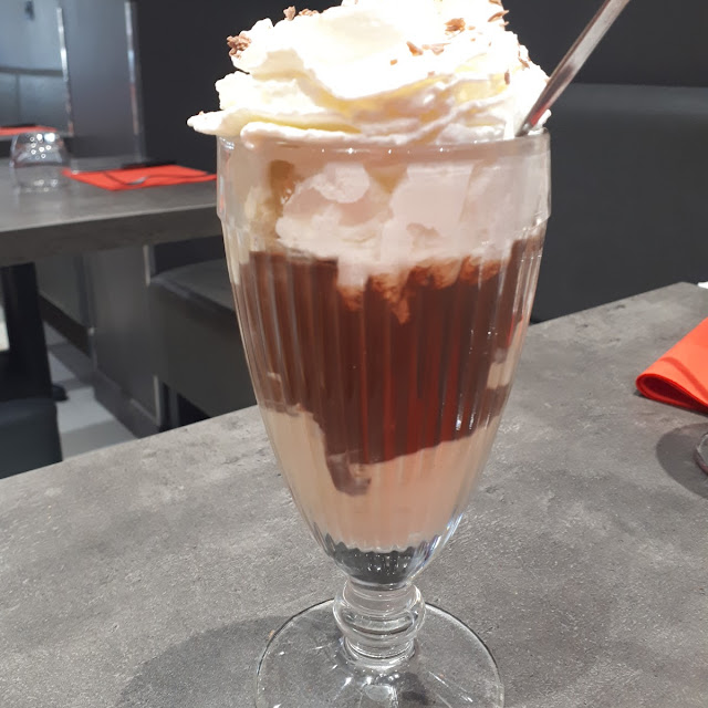 Dame Blanche