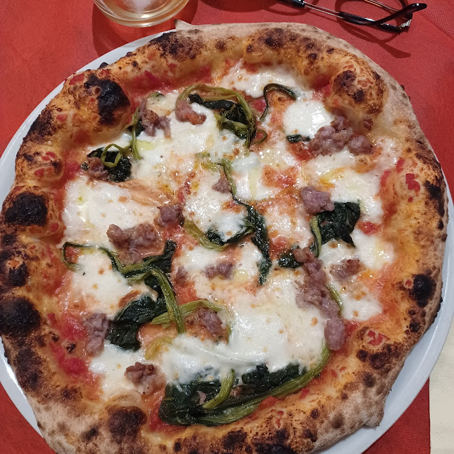 Pizza Salsiccia E Friarielli