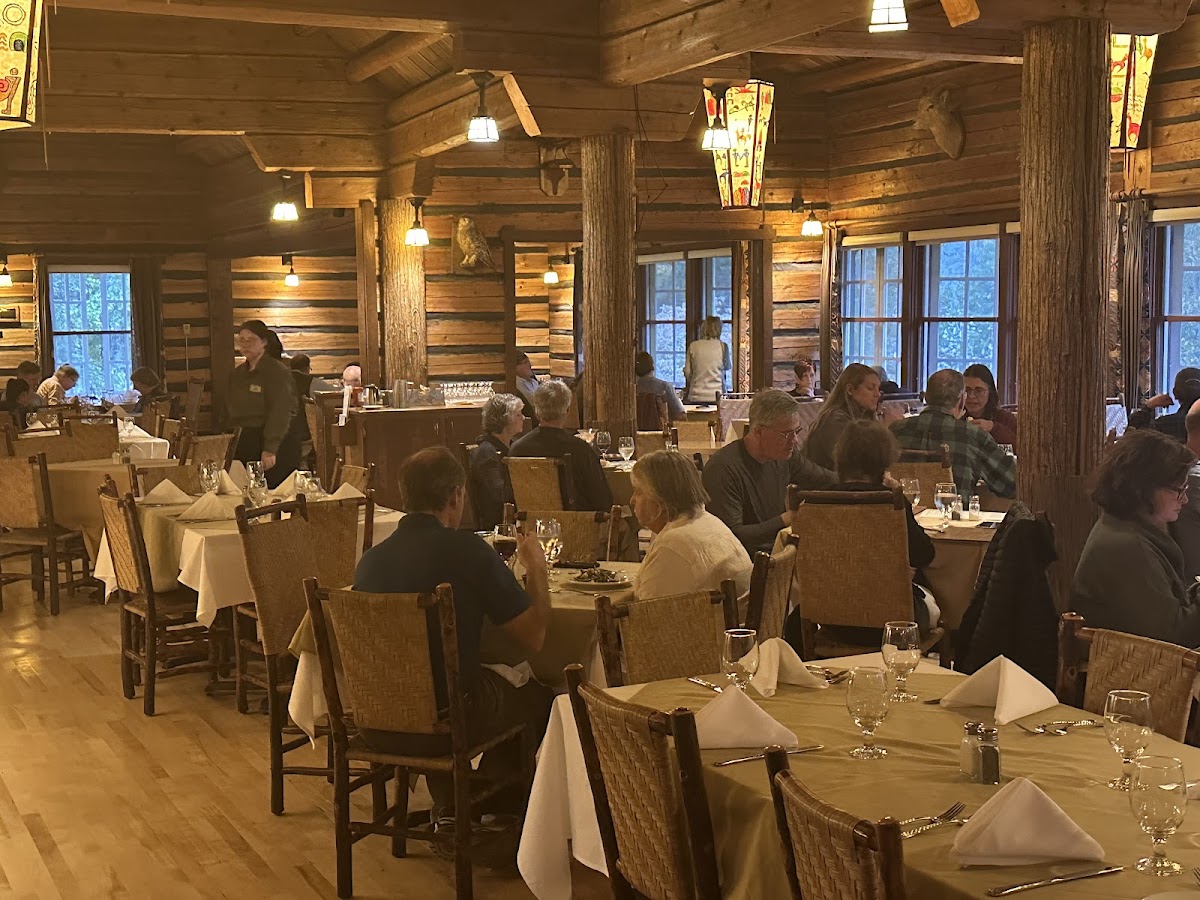 Russell's Fireside Dining Room