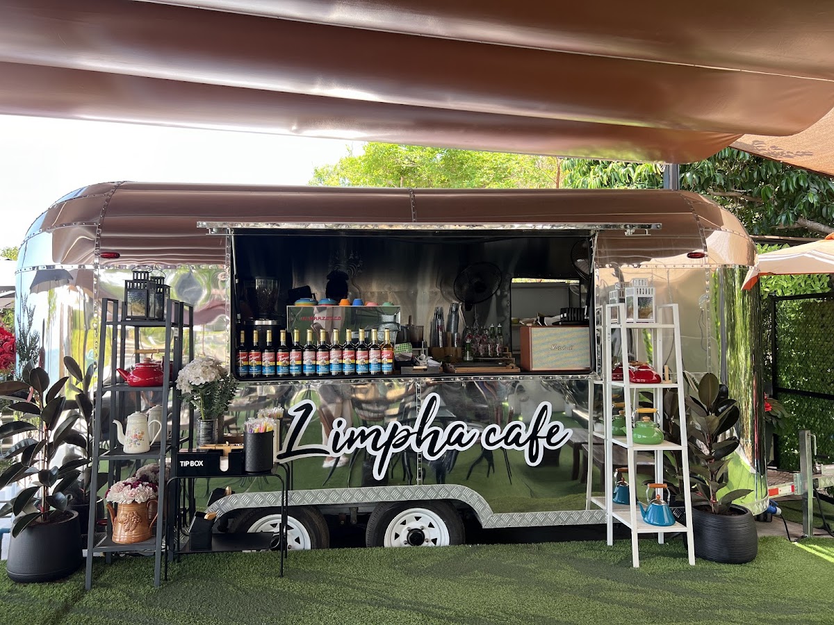 Limpha cafe ริมผา คาเฟ่