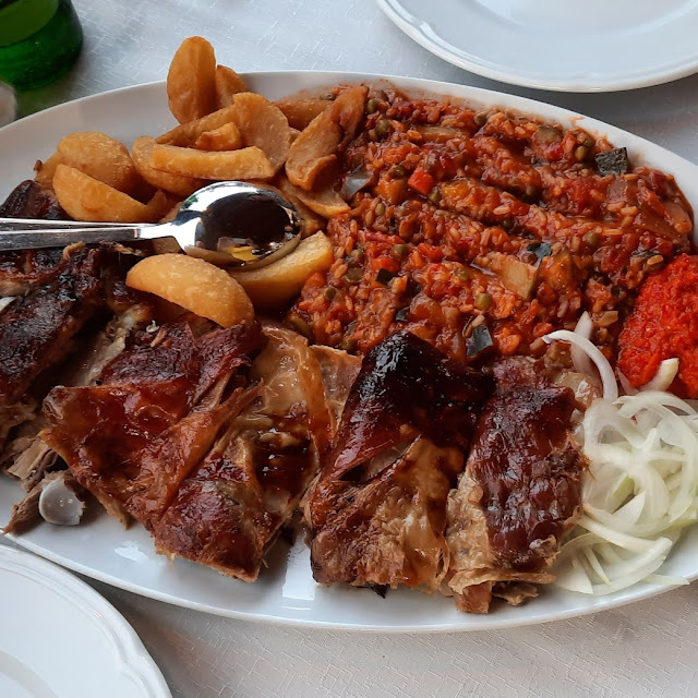 Spanferkel Vom Grill Mit Djuvec Reis