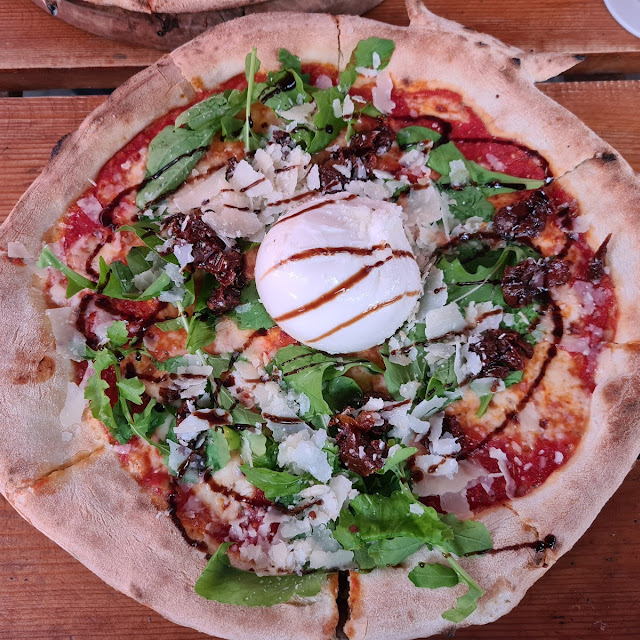 Pizza Capricciosa