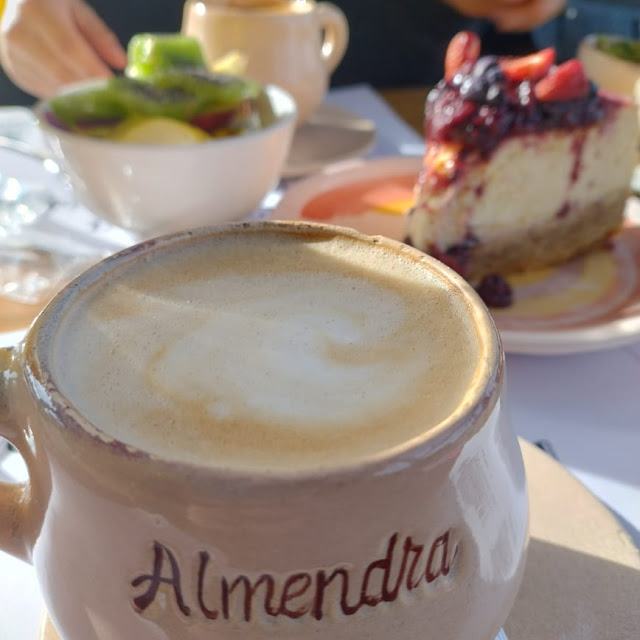 Café Con Leche