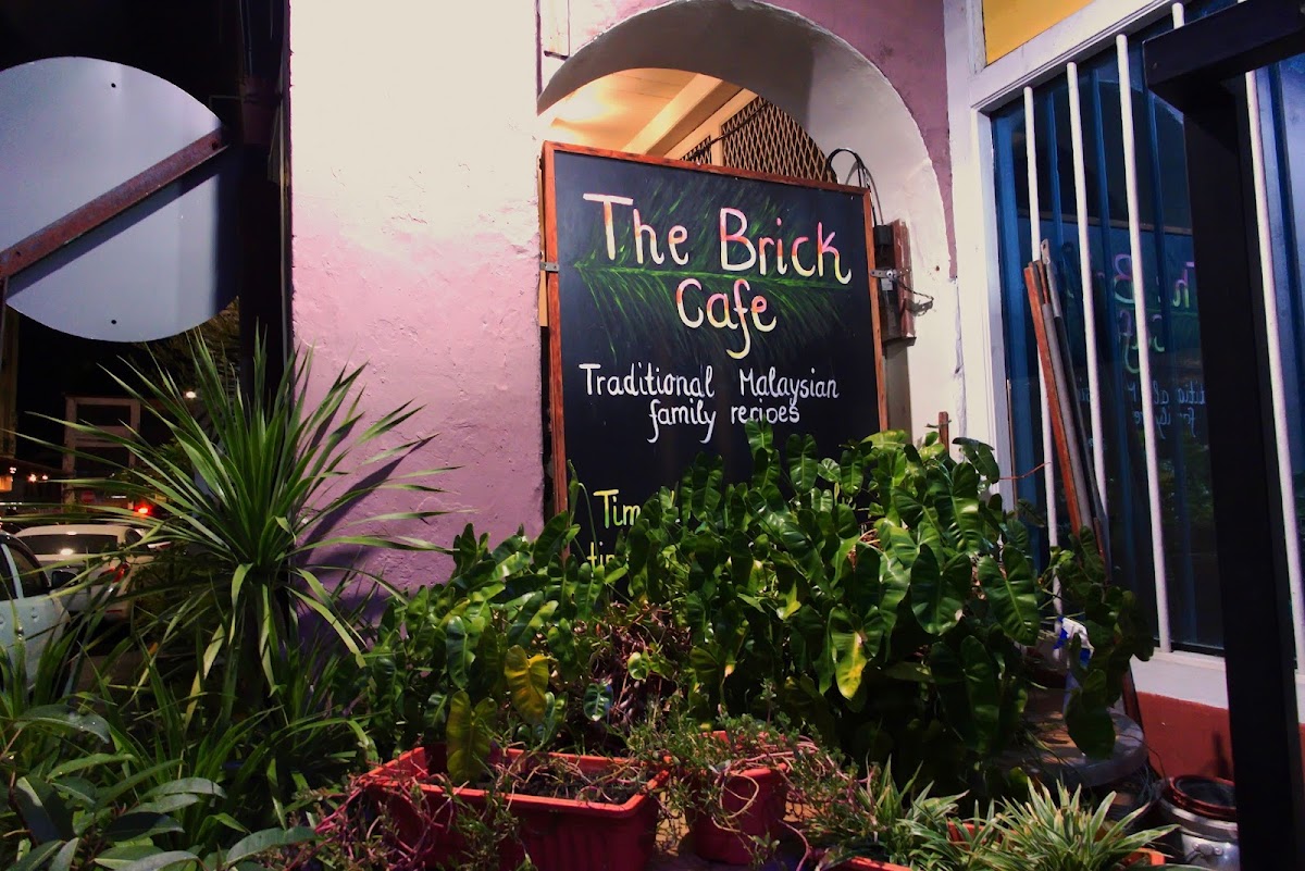 De'Brick Cafe