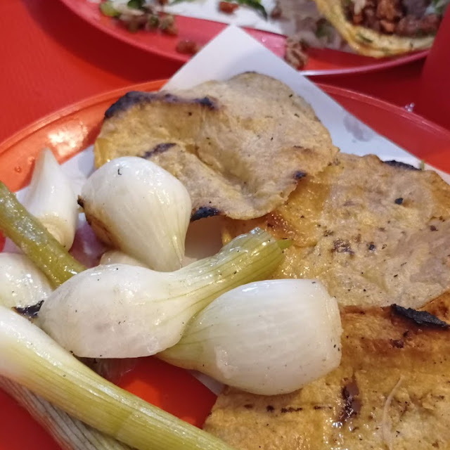 Doraditas Con Cebollas Cambray