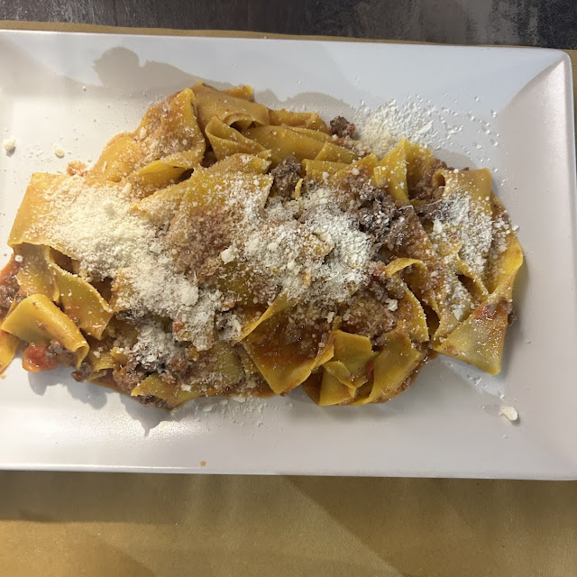 Pappardelle Al Cacao Con Ragu Di Cinghiale