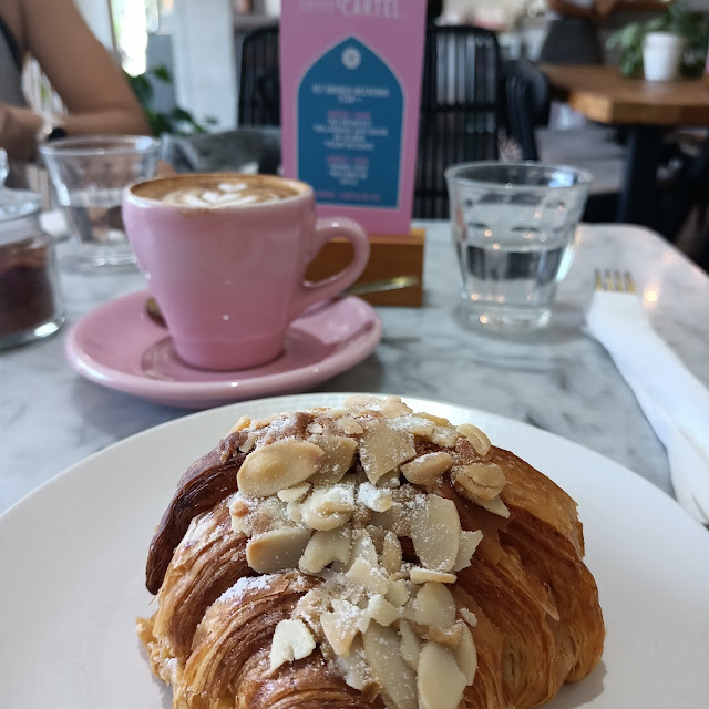 Almond Croissant
