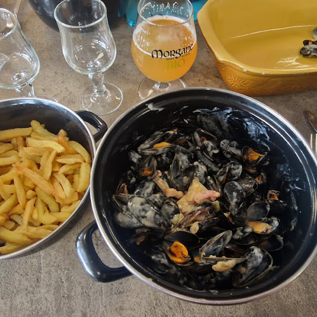 Moules À la Bretonne