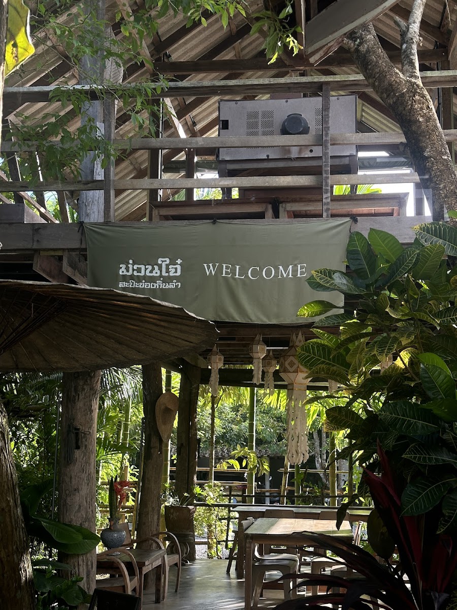 Muan Jai Cafe and Restaurant