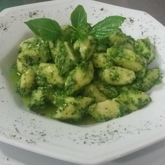 Nhoque ao Pesto