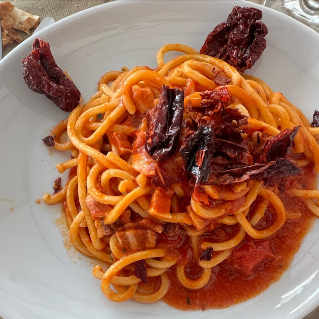 Tonnarelli Pancetta E Peperoni Cruschi