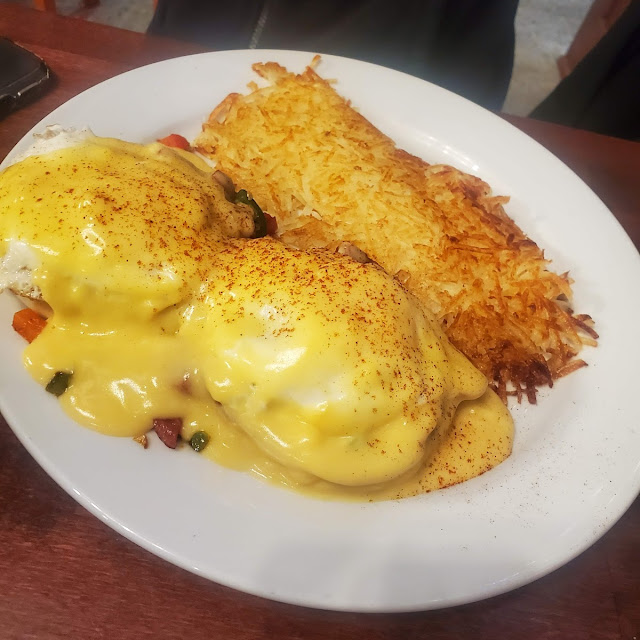 Loaded Biscuits and Gravy