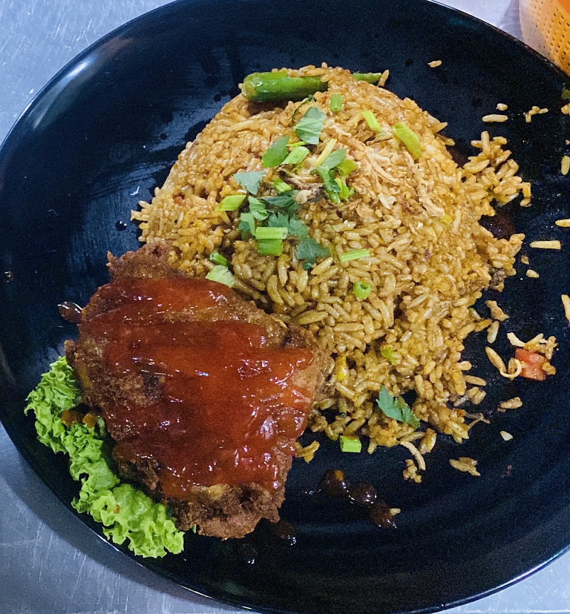 Ain Mamad Tomyam