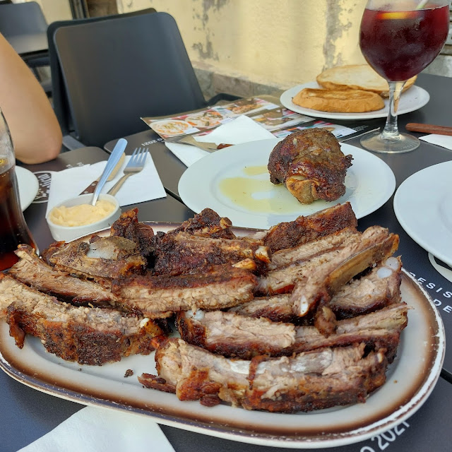 Schweinebacke & Ribs