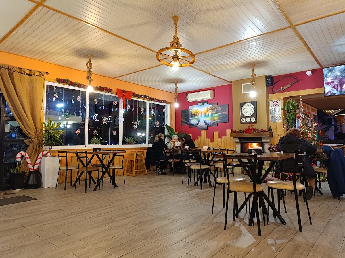 Cafetería Taperia La Oficina
