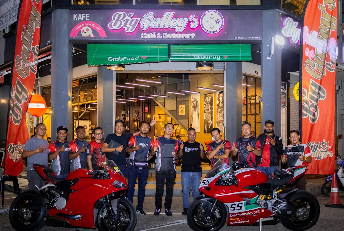 Big Galley's Cafe