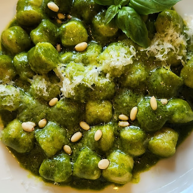 Gnocchi Al Pesto