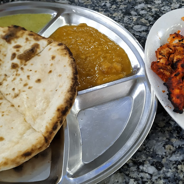 Roti Nan Cheese Ayam Tandoori
