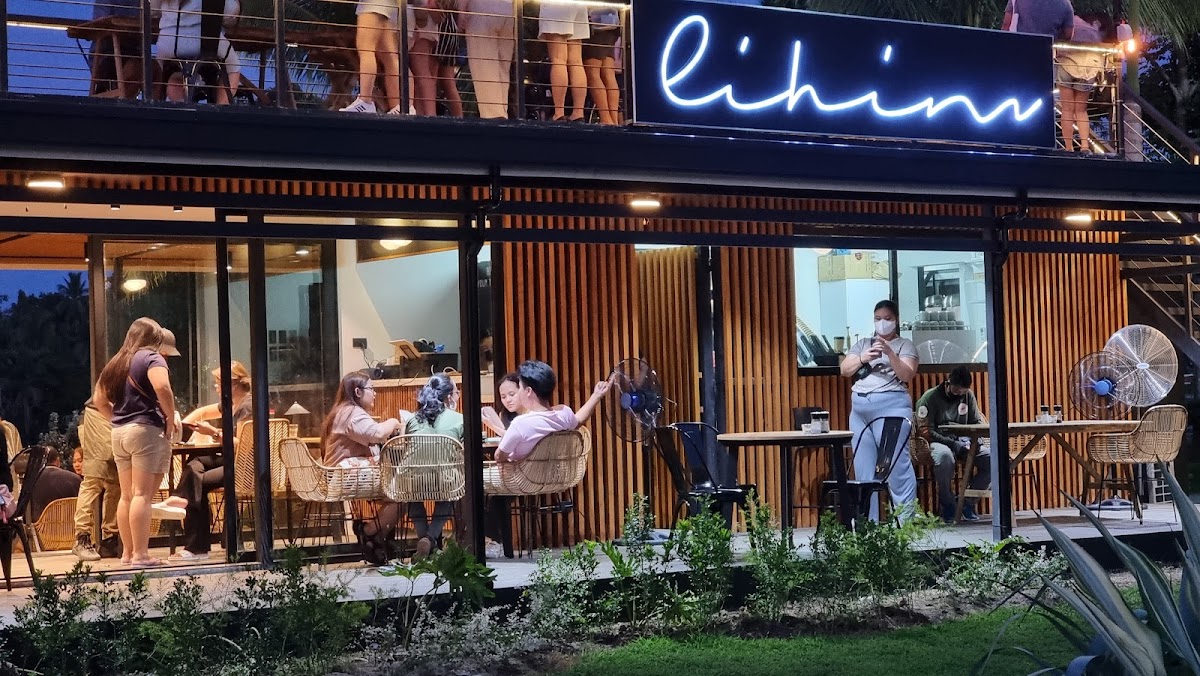 Lihim Cafe