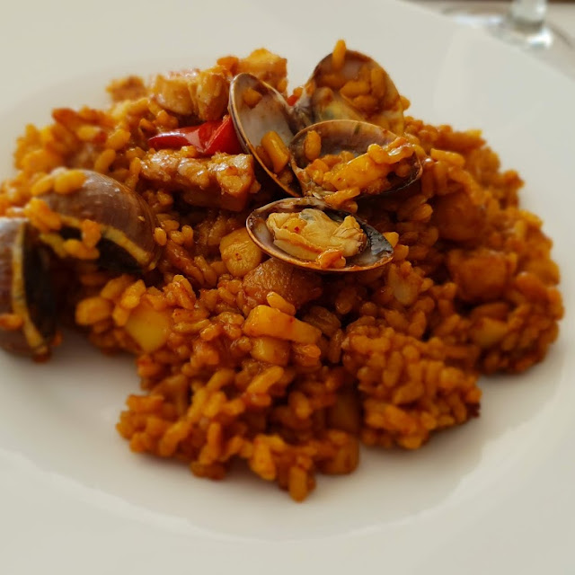 Arroz Meloso Con Rape Y Almejas