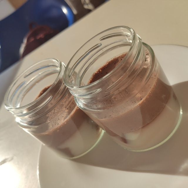 Mousse de Leche Merengada Con Mousse de Chocolate