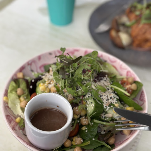 Superfood Salad