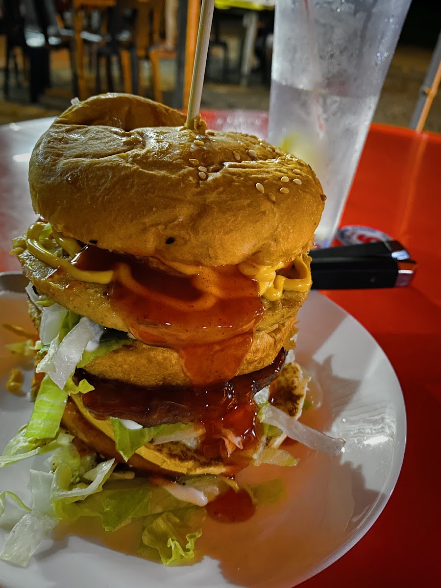 Pak Tam Burger Bakar N Western