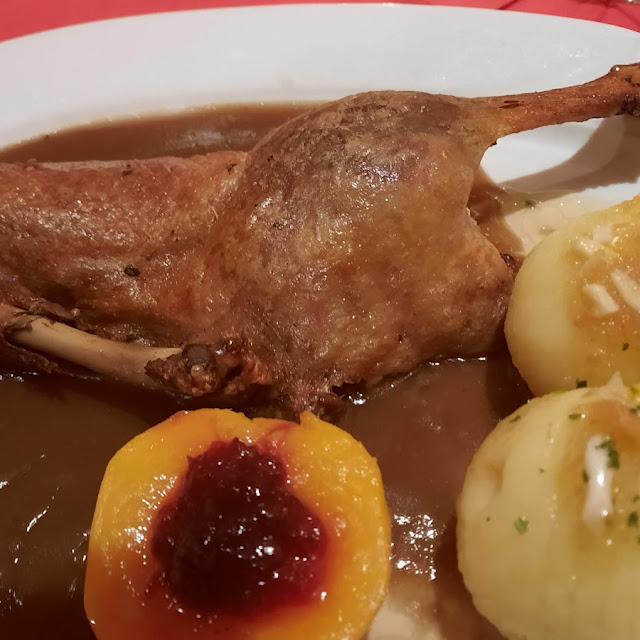 1 2 Ente Mit Rotkohl U Klösse