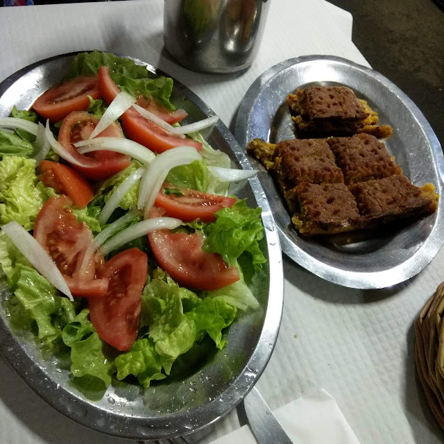 Empanada Y Ensalada