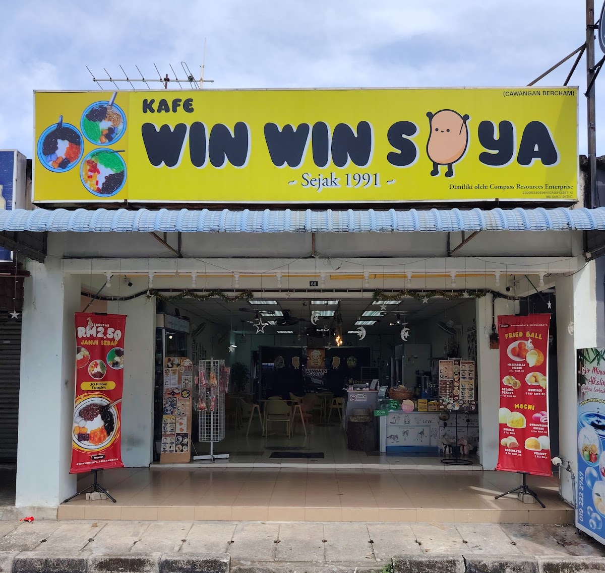 Win Win Soya Bercham Raya