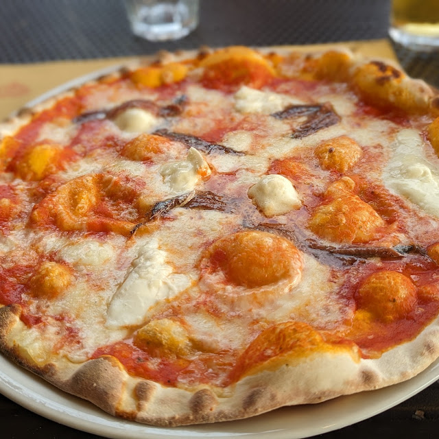 Napoletana Con Bufala
