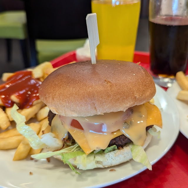Cheeseburger Im Menü