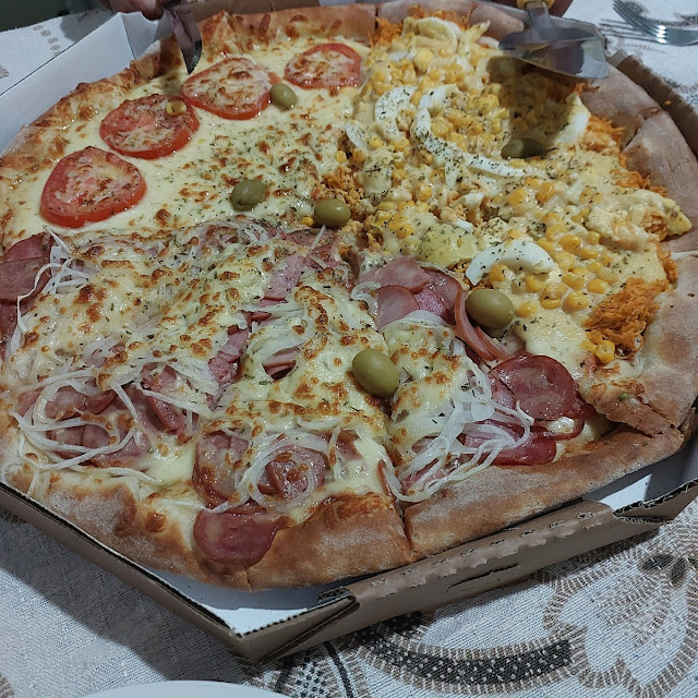 Pizza Frango Catupiry Pizza Queijo