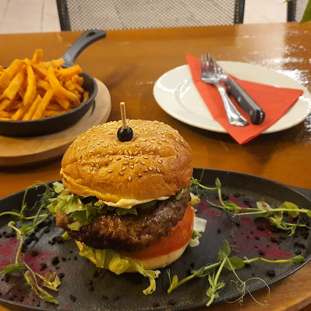 Gourmet Burgers