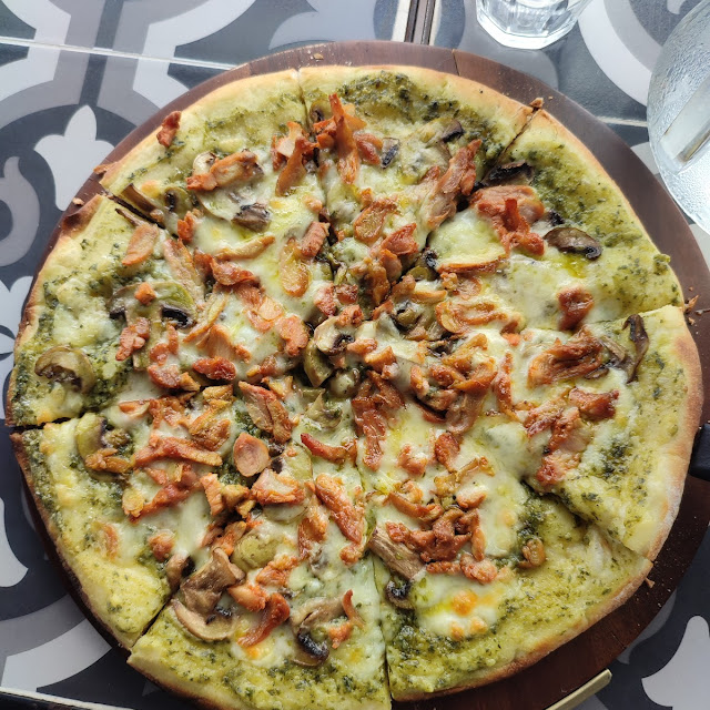 Pesto Pizza