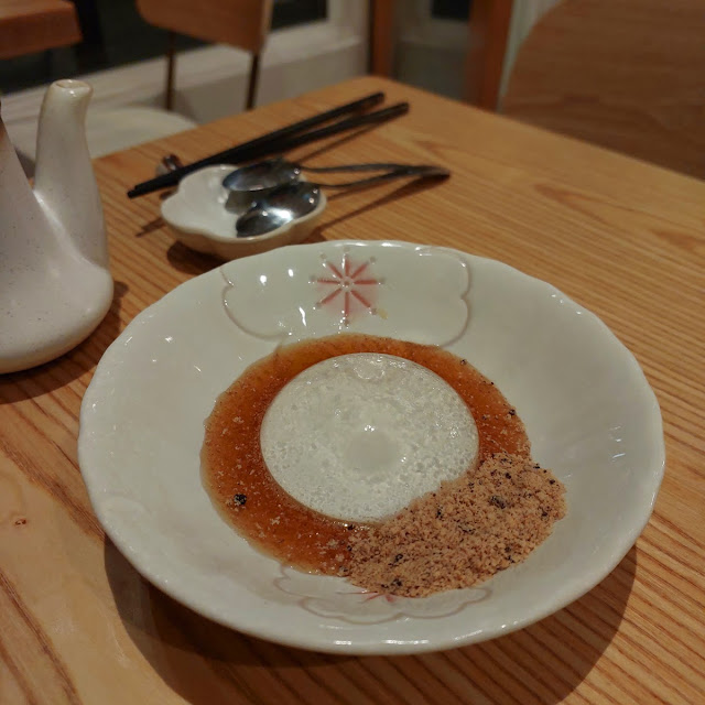 Raindrop Cake