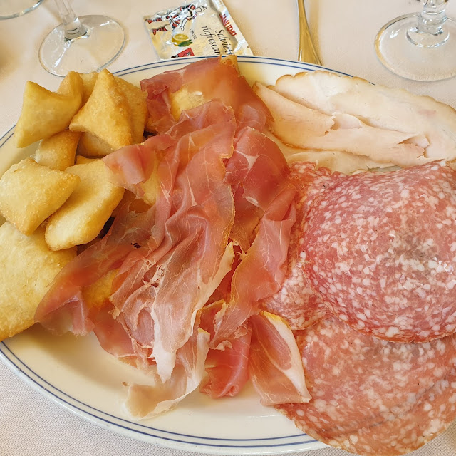 Gnocco Fritto Con Salumi
