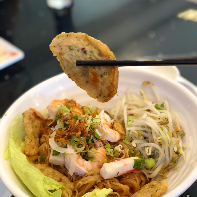 Fried Fish Cake with Vermicelli