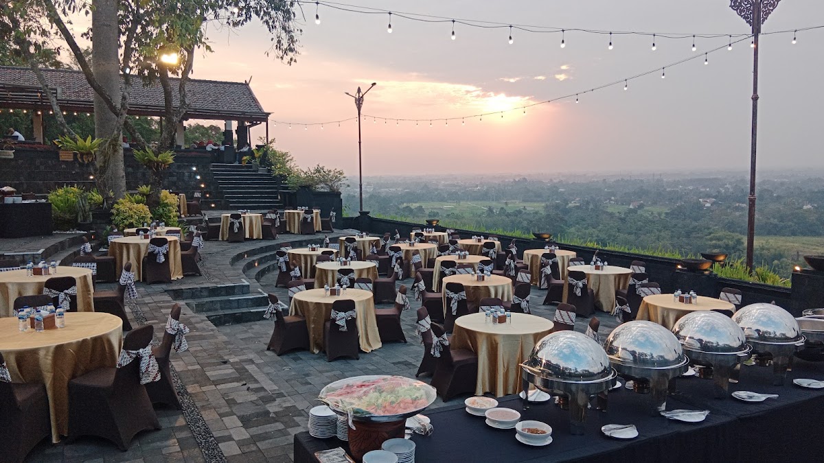 Boko Sunset Resto