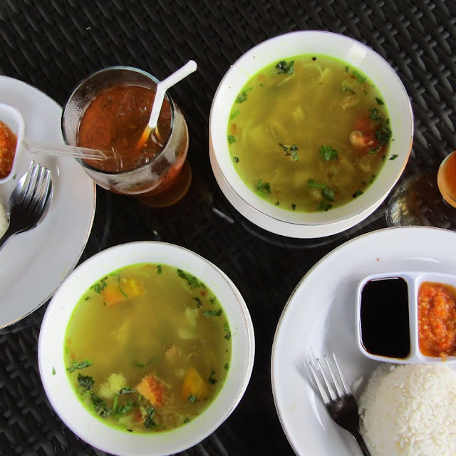 Soto Ayam Dan Lemon Tea