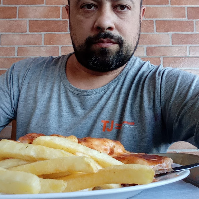Contra Filé Parmegiana Com Fritas