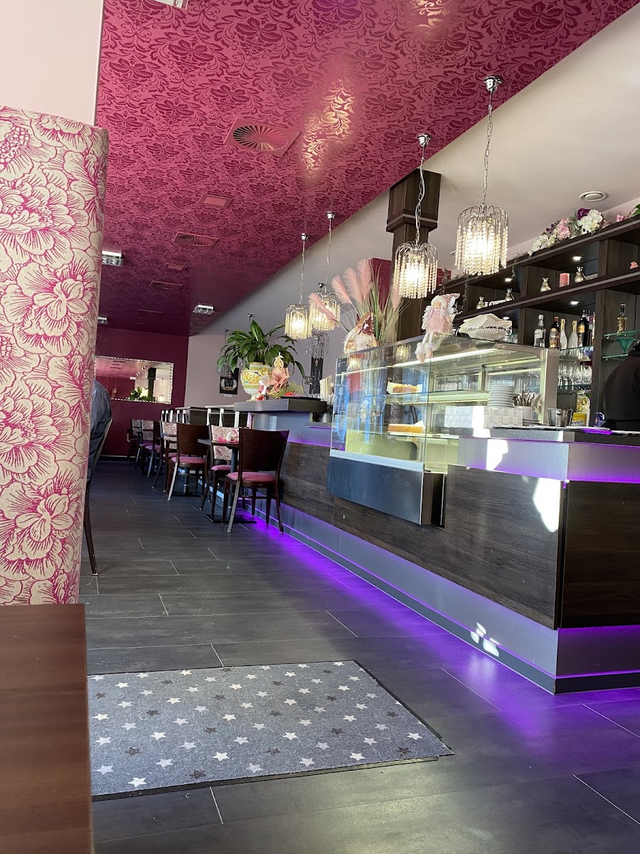 Cafe Princess