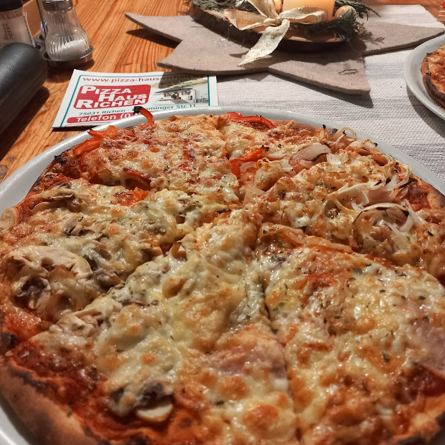 Pizza 4 Jahreszeiten