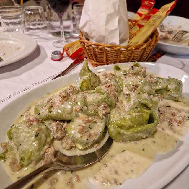 Balanzoni In Crema Di Mascarpone E Salsiccia