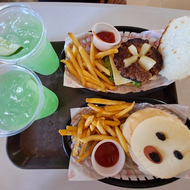 Brutus Yum Combo Meal