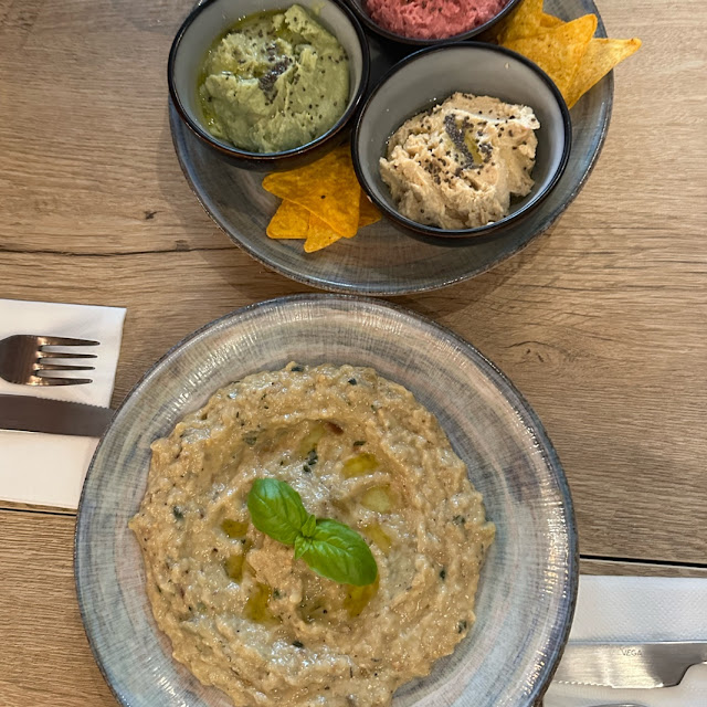 Trio de Houmous