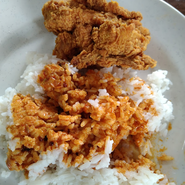 Nasi Putih Ayam Goreng